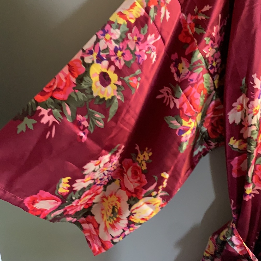 Kimono Robe - Picture 2 of 3